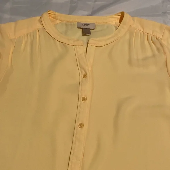 Loft -size M Butter yellow chiffon type semi sheer popover top - Picture 7 of 7